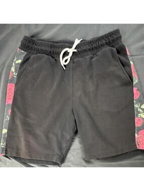 Forever 21 Mens Size L Black Sweat Shorts Rose Floral Embroidered Drawstring